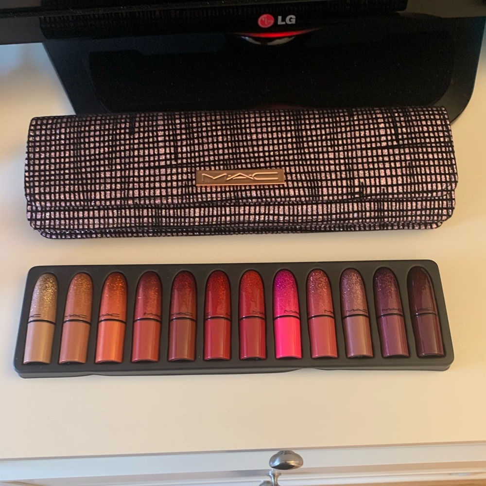 MAC Lipstick Set